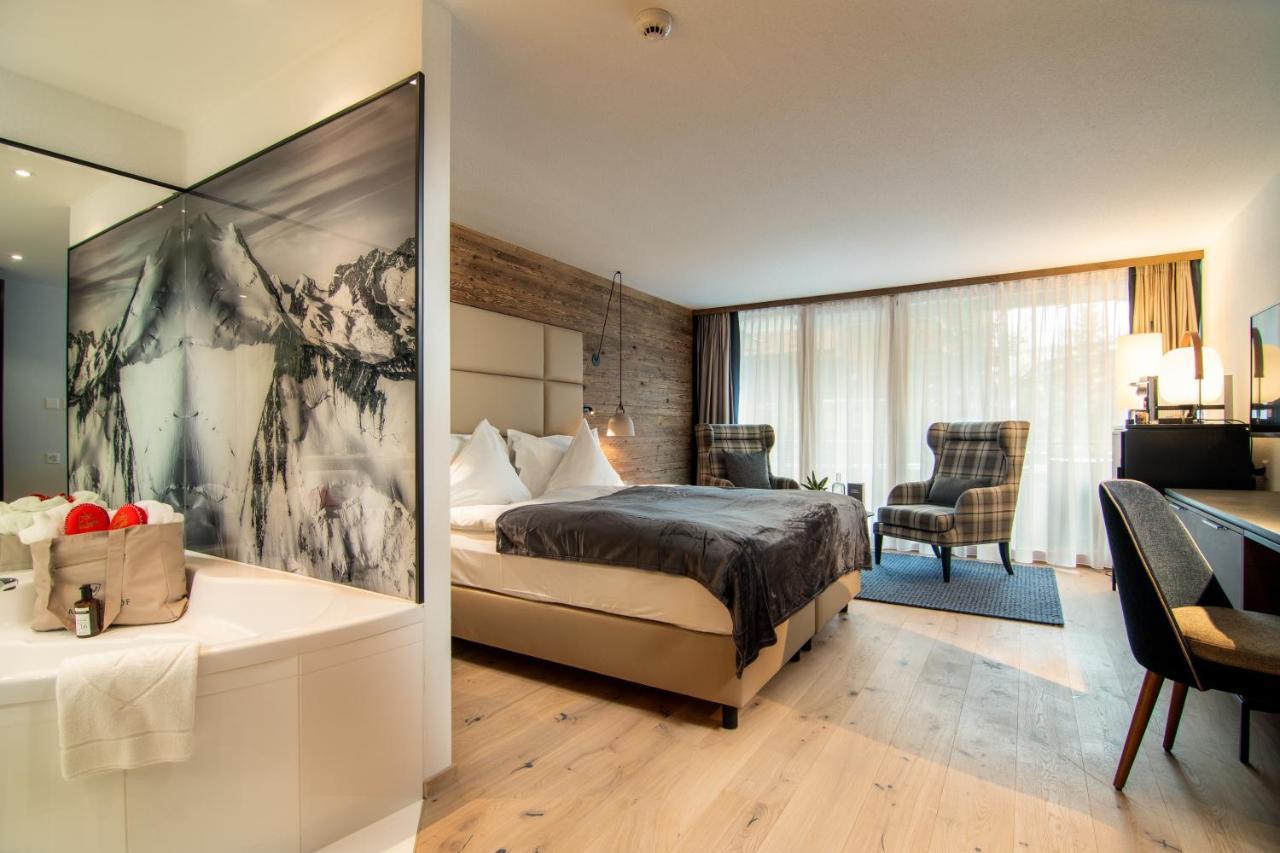 Walliserhof Grand-Hotel & Spa Relais & Chateaux Зас-Фе Екстер'єр фото