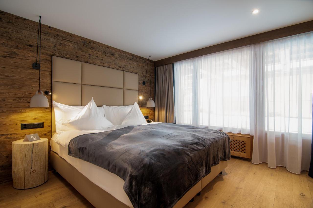 Walliserhof Grand-Hotel & Spa Relais & Chateaux Зас-Фе Екстер'єр фото
